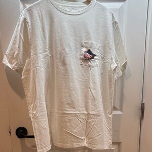 Vineyard Vines Cream Tee with Graphic Pocket